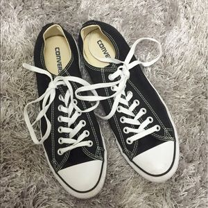 🌟BLACK LOW TOP CONVERSE ALL STAR 🌟